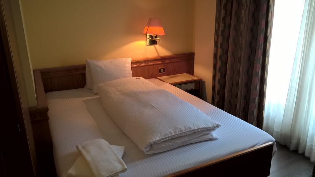 Albergo Файдо Екстериор снимка